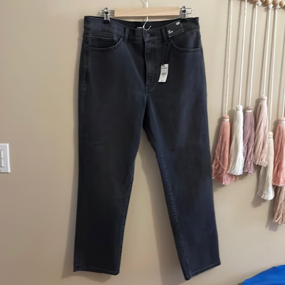 Slim high rise jeans